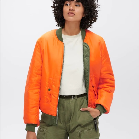 Alpha Industries MA-1 Bomber Jacket W in Sage Green - Picture 2 of 15